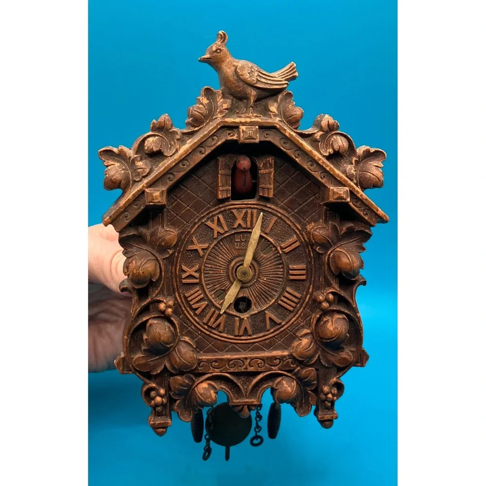 Lux Cuckoo Clock Small Brown Vintage Syroco Style Wall Decor READ